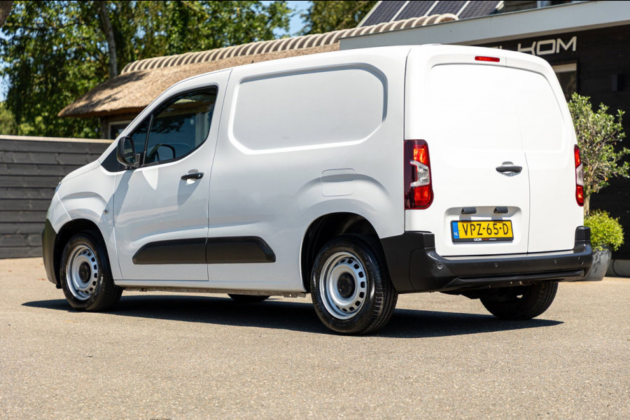 Peugeot Partner 1.2 PureTech 110 PK Premium Airco I Parkeersensoren I CarPlay I Android I Cruise I Navigatie I NAP