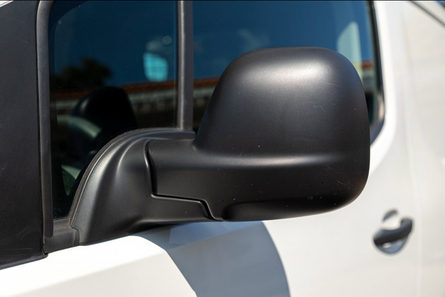 Peugeot Partner 1.2 PureTech 110 PK Premium Airco I Parkeersensoren I CarPlay I Android I Cruise I Navigatie I NAP