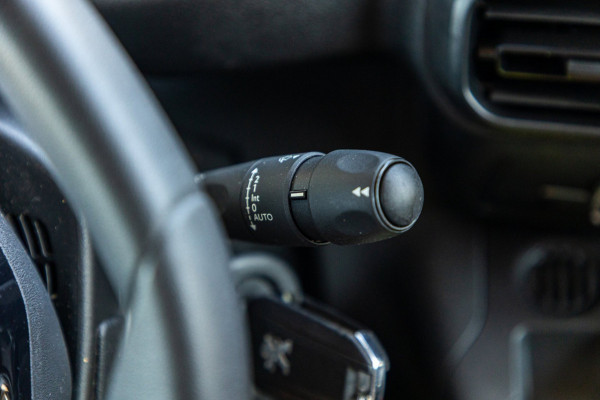 Peugeot Partner 1.2 PureTech 110 PK Premium Airco I Parkeersensoren I CarPlay I Android I Cruise I Navigatie I NAP