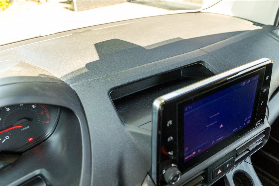 Peugeot Partner 1.2 PureTech 110 PK Premium Airco I Parkeersensoren I CarPlay I Android I Cruise I Navigatie I NAP