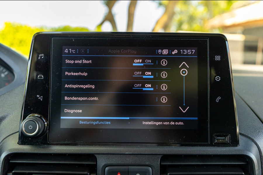 Peugeot Partner 1.2 PureTech 110 PK Premium Airco I Parkeersensoren I CarPlay I Android I Cruise I Navigatie I NAP