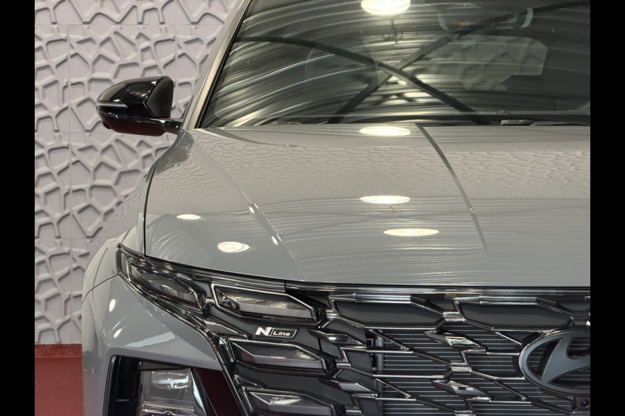 Hyundai Tucson NIEUWE AUTO 1.6 T-GDI PHEV N-LINE 360.CAMERA ELEK.KLEP ELEK.STOEL/GEHEUGEN VERWARMD/KOELING SUBWFR 19"LMV ZWARTE HEMEL STUURVERW PLUG IN HYBRIDE