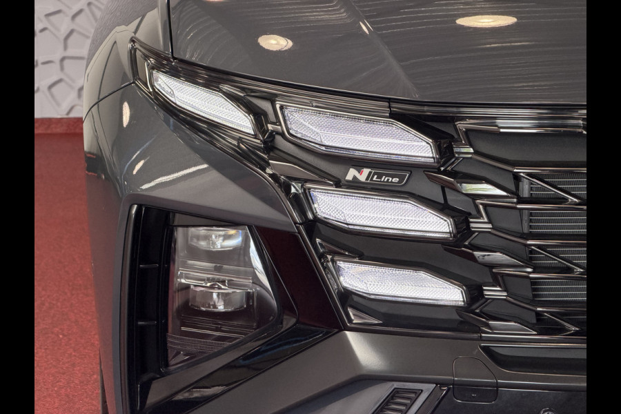 Hyundai Tucson ONGEBRUIKTE AUTO 1.6 T-GDI PHEV N-LINE CAMERA ELEK.KLEP ELEK.STOEL/GEHEUG.VERW/GEKOELD SUBWFR 19''LMV ZWARTE HEMEL STUURVERW. PLUG IN HYBRIDE