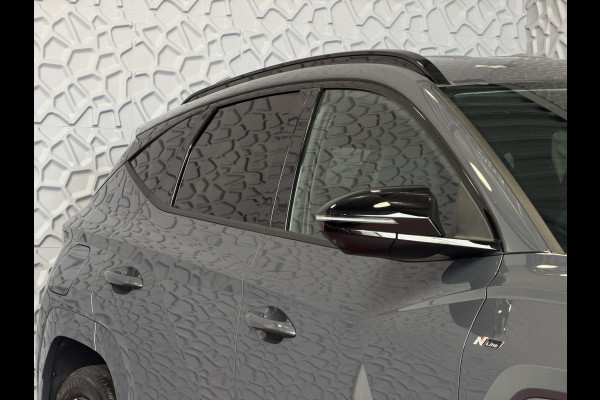 Hyundai Tucson ONGEBRUIKTE AUTO 1.6 T-GDI PHEV N-LINE CAMERA ELEK.KLEP ELEK.STOEL/GEHEUG.VERW/GEKOELD SUBWFR 19''LMV ZWARTE HEMEL STUURVERW. PLUG IN HYBRIDE