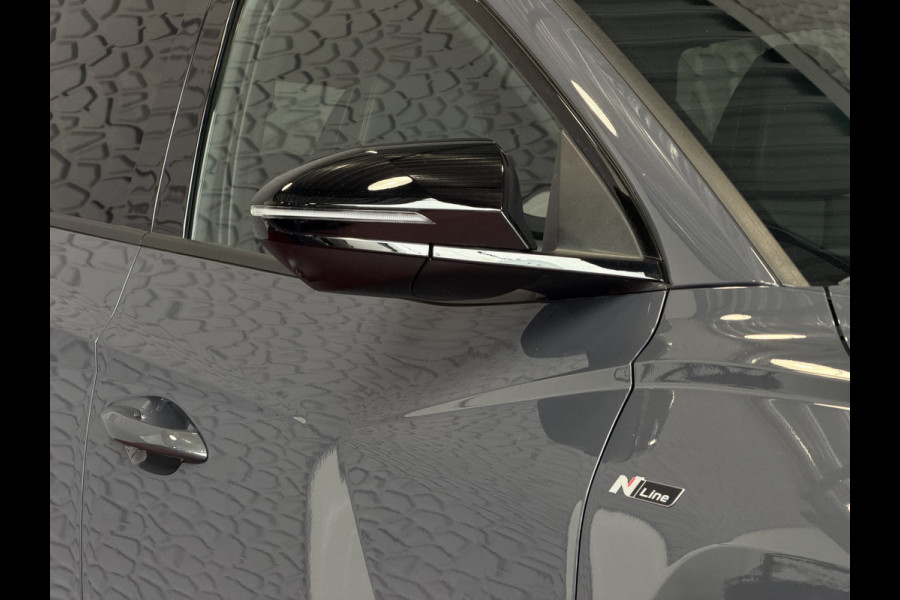 Hyundai Tucson ONGEBRUIKTE AUTO 1.6 T-GDI PHEV N-LINE CAMERA ELEK.KLEP ELEK.STOEL/GEHEUG.VERW/GEKOELD SUBWFR 19''LMV ZWARTE HEMEL STUURVERW. PLUG IN HYBRIDE