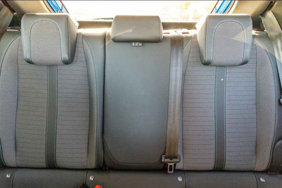 Peugeot e-208 EV Allure 50 kWh Soh 83% I Led I Half leder I Sfeerverlichting I Camera I Android I CarPlay I NL Auto I NAP