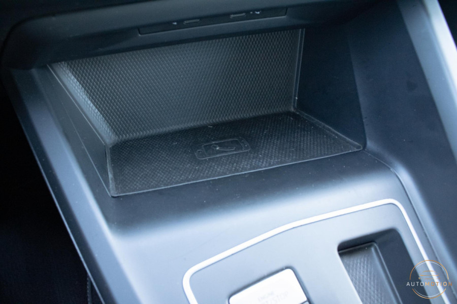 Volkswagen Golf 1.4 eHybrid Style Camera Elektrische stoelen Massage ACC