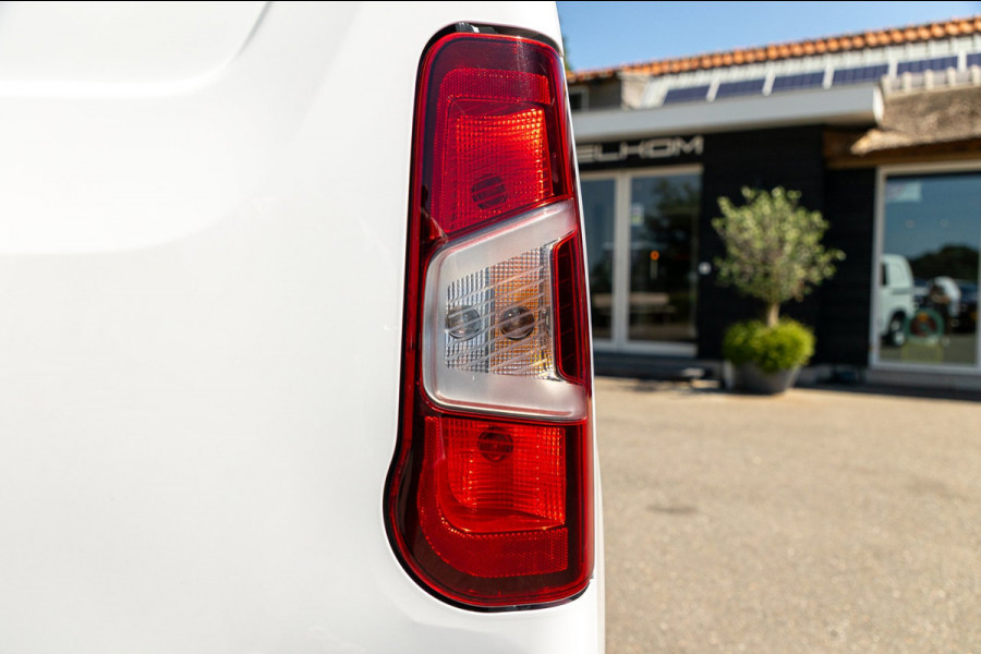 Peugeot Partner 1.2 PureTech Premium Airco I Cruise I Android I CarPlay I Parkeersensoren I Navigatie I NAP I NL Auto I 1e Eig