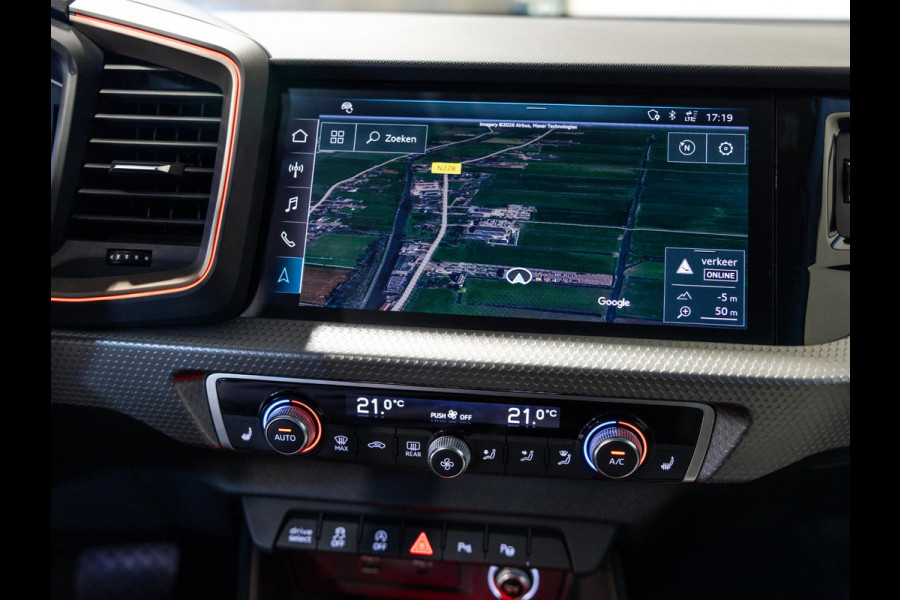 Audi A1 Sportback 40 TFSI edition one 200 pk / Bang & Olufsen / Stoelverwarming / Lederen bekleding / Apple carplay / Airco