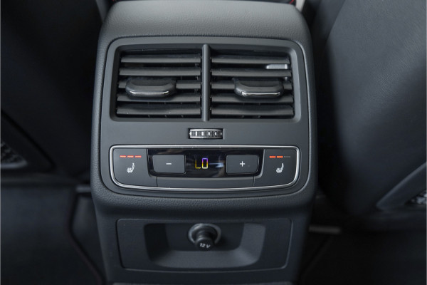 Audi A5 Sportback RS5 2.9 TFSI Quattro Pano Nardo RS Stoelen HUD ACC Black Optiek Sportuitlaat
