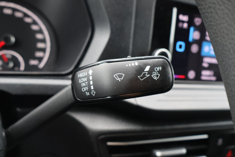 Volkswagen Caddy 1.5 TSI 115pk Camera Trekhaak Apple Carplay