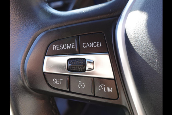 BMW 1-serie 118i Executive Edition Navigatie Apple Carplay/Android Auto Adaptive Cruise Control Parkeersensoren Full LED Virtual Cockpit Climate Control