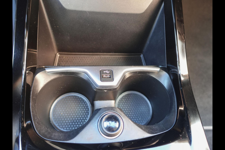 BMW 1-serie 118i Executive Edition Navigatie Apple Carplay/Android Auto Adaptive Cruise Control Parkeersensoren Full LED Virtual Cockpit Climate Control
