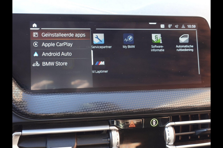 BMW 1-serie 118i Executive Edition Navigatie Apple Carplay/Android Auto Adaptive Cruise Control Parkeersensoren Full LED Virtual Cockpit Climate Control
