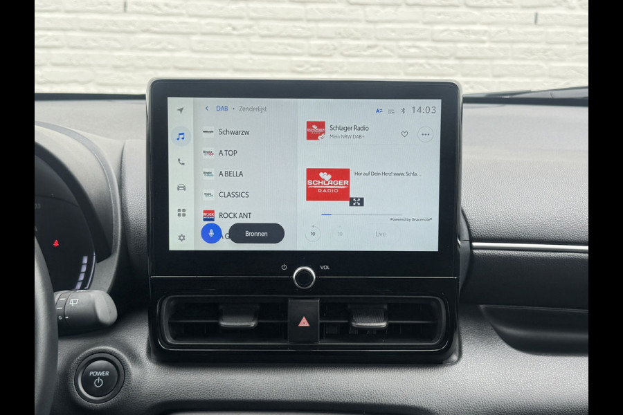Toyota Yaris 1.5 Hybrid Camera CarPlay Adaptieve cruise Clima DAB radio