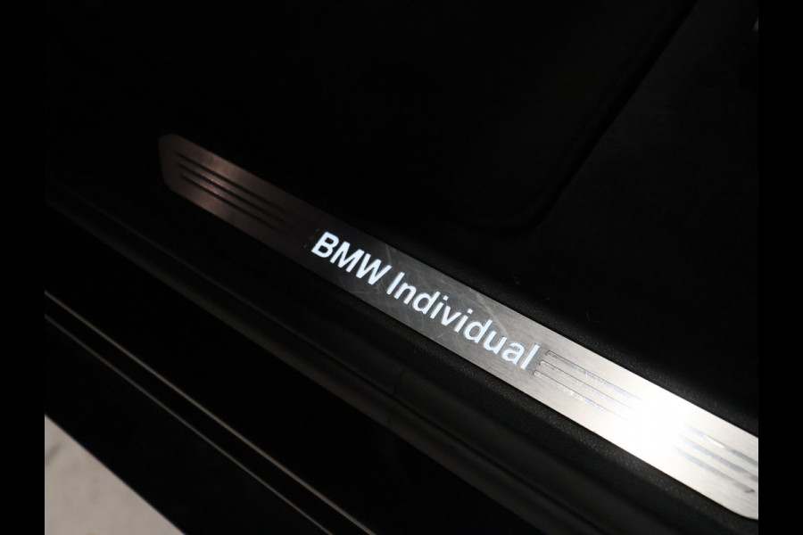 BMW X7 xDrive40i High Executive [SCHUIFKANTELDAK, 7-PERSOONS, BMW LASERLICHT, HEAD-UP, APPLE CARPLAY, SOFTCLOSE, ANDROID, LUCHTVERING, MASSAGESTOELEN, MEMORY SEATS, STOELVERWARMING V+A, VOL LEDER, CAMERA, ELEKTRISCHE ACHTER
