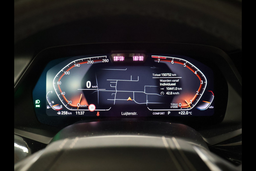 BMW X7 xDrive40i High Executive [SCHUIFKANTELDAK, 7-PERSOONS, BMW LASERLICHT, HEAD-UP, APPLE CARPLAY, SOFTCLOSE, ANDROID, LUCHTVERING, MASSAGESTOELEN, MEMORY SEATS, STOELVERWARMING V+A, VOL LEDER, CAMERA, ELEKTRISCHE ACHTER