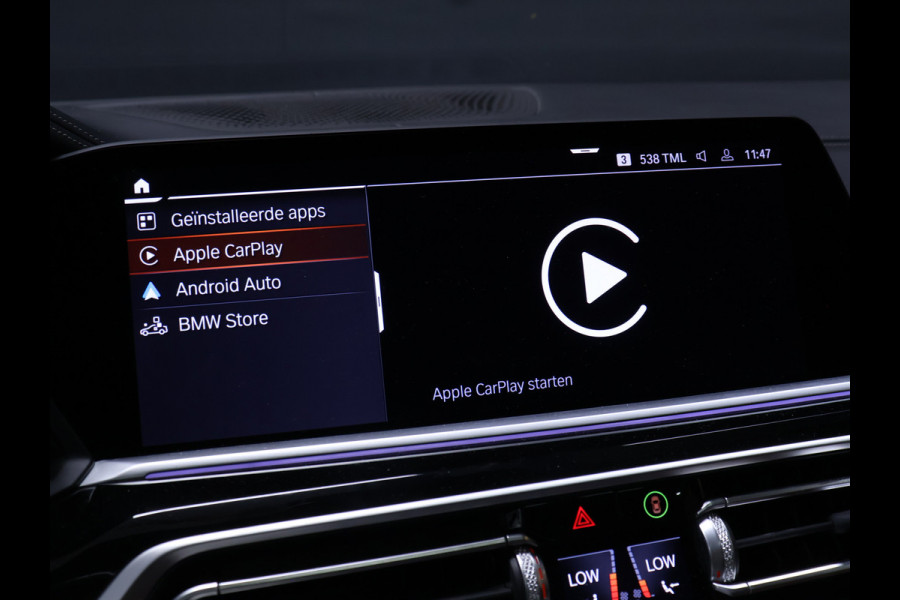BMW X7 xDrive40i High Executive [SCHUIFKANTELDAK, 7-PERSOONS, BMW LASERLICHT, HEAD-UP, APPLE CARPLAY, SOFTCLOSE, ANDROID, LUCHTVERING, MASSAGESTOELEN, MEMORY SEATS, STOELVERWARMING V+A, VOL LEDER, CAMERA, ELEKTRISCHE ACHTER