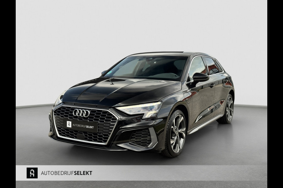 Audi A3 Sportback 40 TFSI e S-line | B&O | Elektr. achterklep | Dodehoek | Carplay | Camera | Virtual | Dealer onderhouden