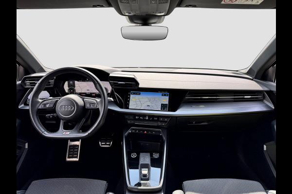 Audi A3 Sportback 40 TFSI e S-line | B&O | Elektr. achterklep | Dodehoek | Carplay | Camera | Virtual | Dealer onderhouden