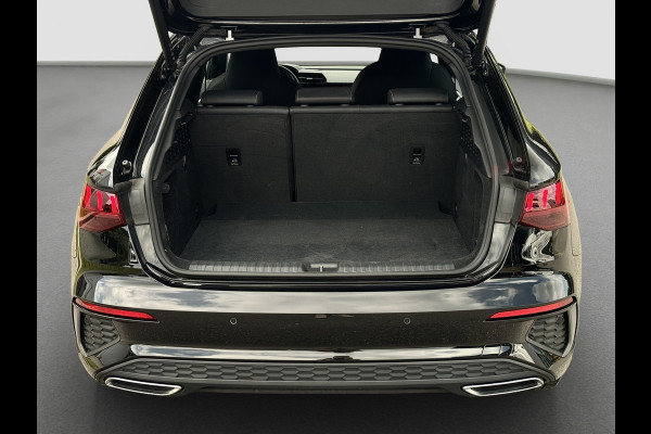 Audi A3 Sportback 40 TFSI e S-line | B&O | Elektr. achterklep | Dodehoek | Carplay | Camera | Virtual | Dealer onderhouden
