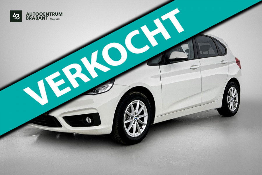 BMW 2 Serie Active Tourer 216i Executive (NAVIGATIE, PARKEERSENSOREN, LED, STUURBEDIENING, GOED ONDERHOUDEN)