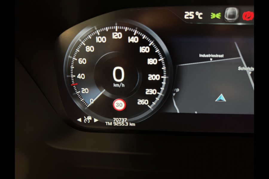 Volvo XC90 T8 Aut. Momentum ACC 360camera Leder 390pk