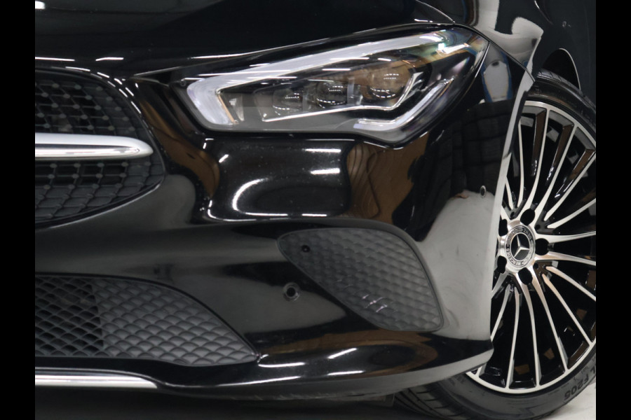 Mercedes-Benz CLA-Klasse 180 Business Solution Luxury [PANORAMADAK, PREMIUM SOUND, MEMORY SEATS, ELEKTRISCHE STOELEN, MULTIBEAM LED, STOELVERWARMING, CAMERA, SFEERVERLICHTING, PDC V+A, CRUISE CONTROL, GROOT NAVIGATIE, CLIMATE CONTROL, KEYLESS, W
