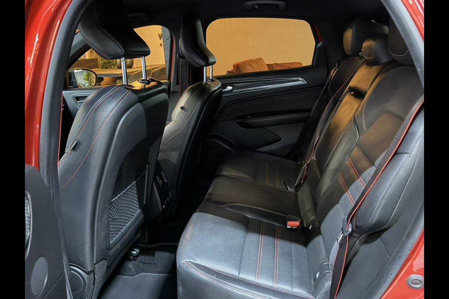 Renault Arkana 1.6 E-Tech Hybrid 145 R.S. Line|ACC|Keyless|Stoel/Stuurverw.|Carbon|CarPlay|Rijklaar