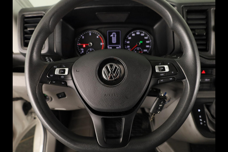 Volkswagen Crafter 35 2.0 TDI L4H3 Highline EURO VI 140 pk Automaat | Verlengde garantie | Navigatie | Parkeersensoren (Park assist) | Achteruitrijcamera | Adaptieve cruise control |