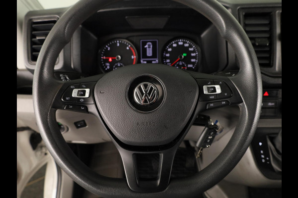 Volkswagen Crafter 35 2.0 TDI L4H3 Highline EURO VI 140 pk Automaat | Verlengde garantie | Navigatie | Parkeersensoren (Park assist) | Achteruitrijcamera | Adaptieve cruise control |