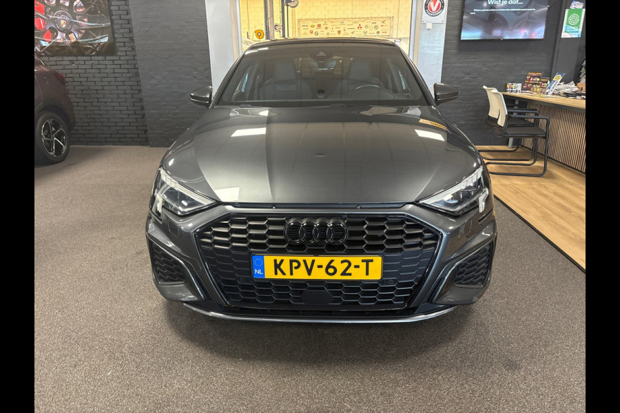Audi A3 Sportback 40 TFSI e Advanced edition S-line / B&O / camera / sfeer verlichting