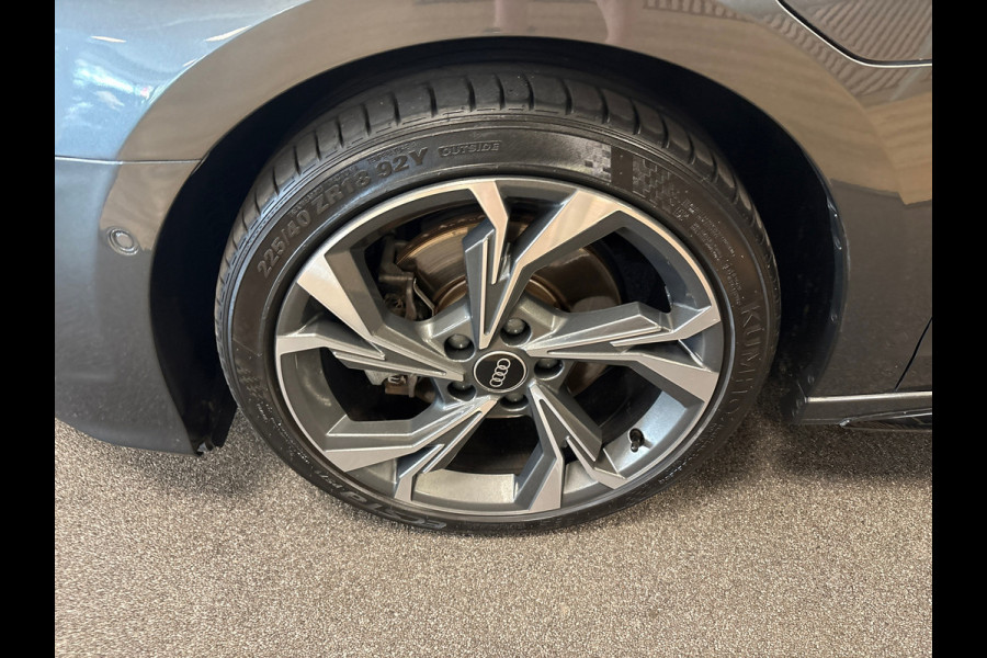 Audi A3 Sportback 40 TFSI e Advanced edition S-line / B&O / camera / sfeer verlichting