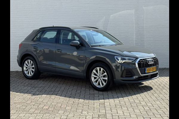 Audi Q3 35 TFSI S Line Pro Line Climate control Cruise LED Stoelverwarming Apple / Android Navi PDC voor/achter