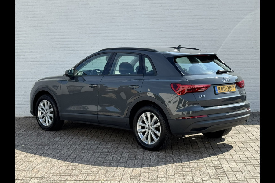 Audi Q3 35 TFSI S Line Pro Line Climate control Cruise LED Stoelverwarming Apple / Android Navi PDC voor/achter