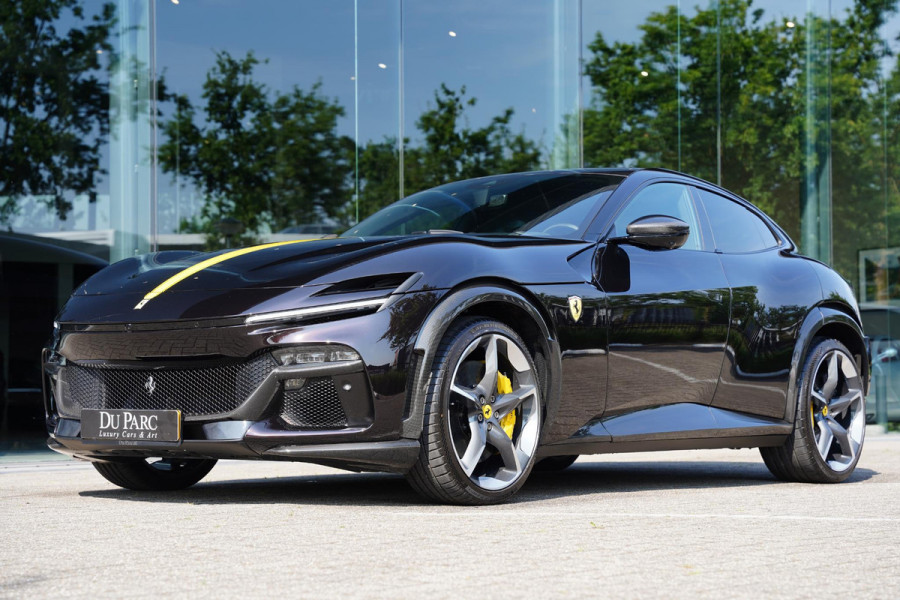 Ferrari Purosangue 6.5 V12 / Retrofit Steering Wheel / Full Carbon / Electrochromic Roof