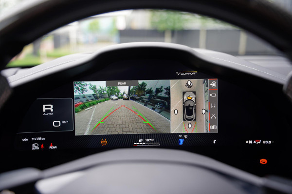 Ferrari Purosangue 6.5 V12 / Retrofit Steering Wheel / Full Carbon / Electrochromic Roof