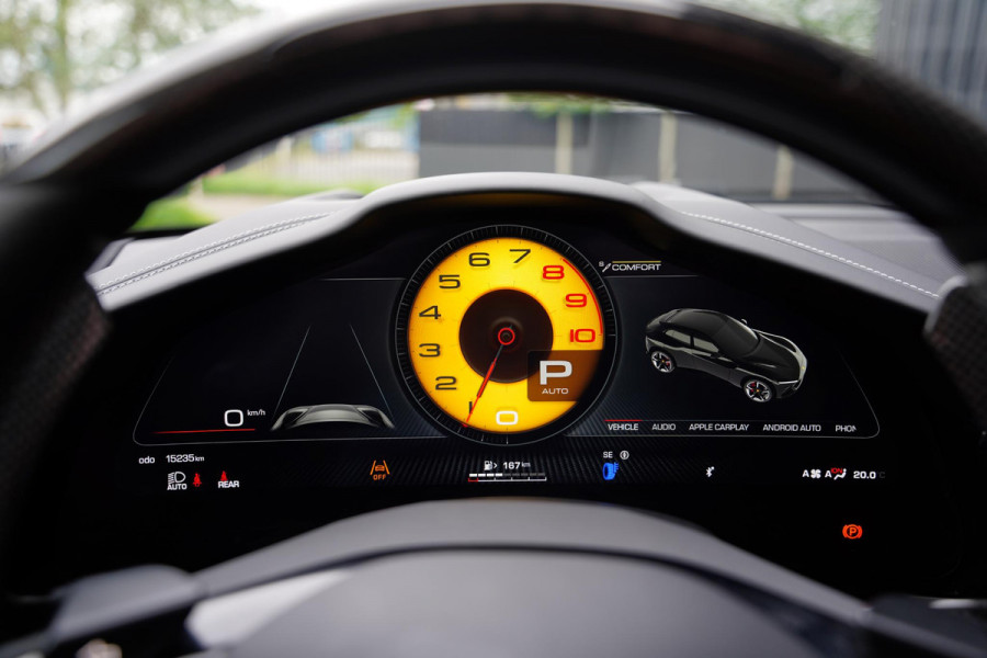 Ferrari Purosangue 6.5 V12 / Retrofit Steering Wheel / Full Carbon / Electrochromic Roof