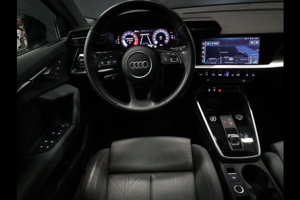 Audi A3 Limousine 30 TFSI Business edition [APPLE CARPLAY, VOL LEDER, FULL LED, DIGITAL DASH, KEYLESS, DRAADLOOS LADEN, SPORTSTOELEN, ANDROID, PDC ACHTER, CRUISE CONTROL, GROOT NAVIGATIE, CLIMATE CONTROL, NIEUWSTAAT]