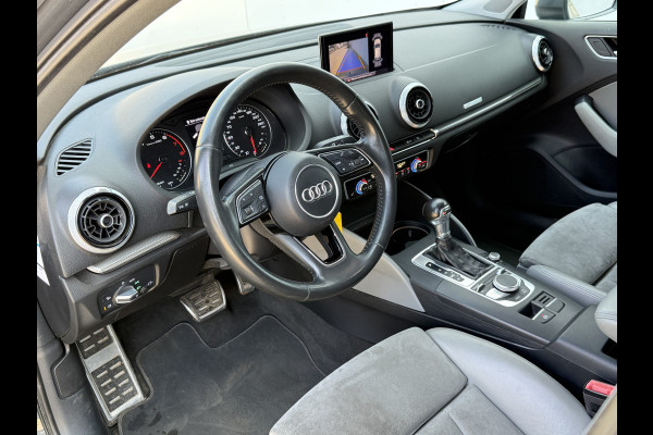 Audi A3 S-line 1.5 TFSI Automaat *EXPORT/HANDEL* Motor tikt/Engine ticking Climate Control Camera Navigatie Trekhaak Stoelverwarming Parkeersensoren