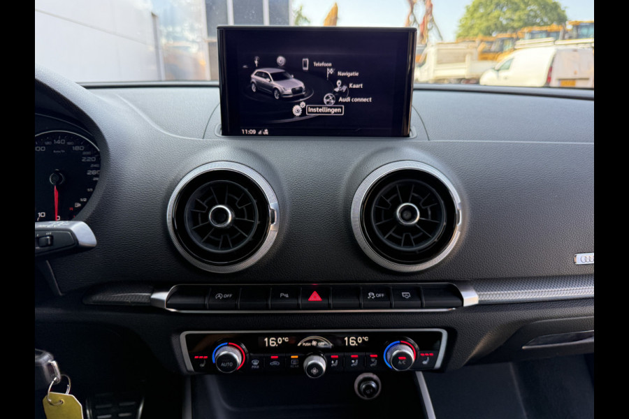 Audi A3 S-line 1.5 TFSI Automaat *EXPORT/HANDEL* Motor tikt/Engine ticking Climate Control Camera Navigatie Trekhaak Stoelverwarming Parkeersensoren
