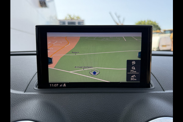Audi A3 S-line 1.5 TFSI Automaat *EXPORT/HANDEL* Motor tikt/Engine ticking Climate Control Camera Navigatie Trekhaak Stoelverwarming Parkeersensoren