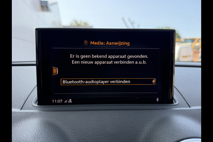Audi A3 S-line 1.5 TFSI Automaat *EXPORT/HANDEL* Motor tikt/Engine ticking Climate Control Camera Navigatie Trekhaak Stoelverwarming Parkeersensoren