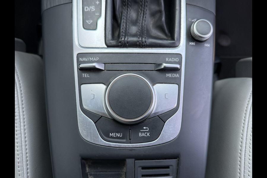 Audi A3 S-line 1.5 TFSI Automaat *EXPORT/HANDEL* Motor tikt/Engine ticking Climate Control Camera Navigatie Trekhaak Stoelverwarming Parkeersensoren