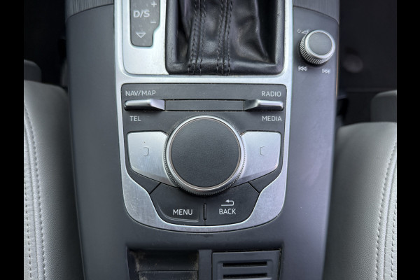 Audi A3 S-line 1.5 TFSI Automaat *EXPORT/HANDEL* Motor tikt/Engine ticking Climate Control Camera Navigatie Trekhaak Stoelverwarming Parkeersensoren