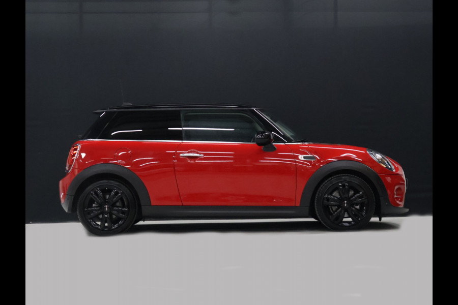 MINI 3-deurs 1.5 Cooper Pepper [DIGITAL DASH, AUTOMAAT, NAVIGATIE, CAMERA, PDC V+A, CRUISE CONTROL, CLIMATE CONTROL, DAB, BLUETOOTH, SPORTSTUUR, BOORDCOMPUTER, NIEUWSTAAT]
