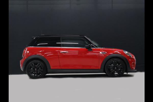 MINI 3-deurs 1.5 Cooper Pepper [DIGITAL DASH, AUTOMAAT, NAVIGATIE, CAMERA, PDC V+A, CRUISE CONTROL, CLIMATE CONTROL, DAB, BLUETOOTH, SPORTSTUUR, BOORDCOMPUTER, NIEUWSTAAT]