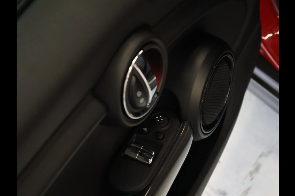 MINI 3-deurs 1.5 Cooper Pepper [DIGITAL DASH, AUTOMAAT, NAVIGATIE, CAMERA, PDC V+A, CRUISE CONTROL, CLIMATE CONTROL, DAB, BLUETOOTH, SPORTSTUUR, BOORDCOMPUTER, NIEUWSTAAT]