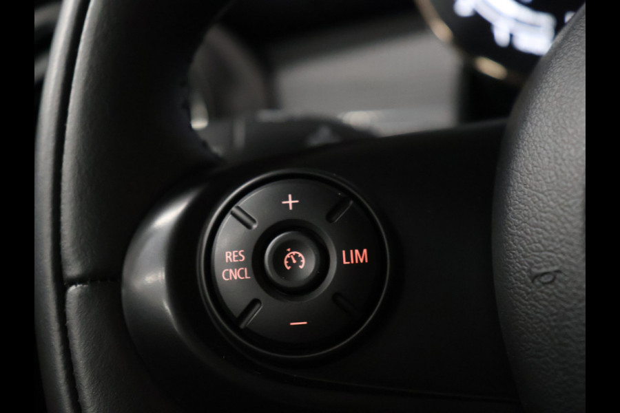 MINI 3-deurs 1.5 Cooper Pepper [DIGITAL DASH, AUTOMAAT, NAVIGATIE, CAMERA, PDC V+A, CRUISE CONTROL, CLIMATE CONTROL, DAB, BLUETOOTH, SPORTSTUUR, BOORDCOMPUTER, NIEUWSTAAT]
