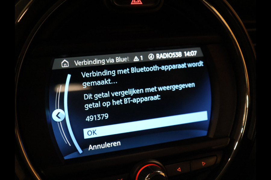 MINI 3-deurs 1.5 Cooper Pepper [DIGITAL DASH, AUTOMAAT, NAVIGATIE, CAMERA, PDC V+A, CRUISE CONTROL, CLIMATE CONTROL, DAB, BLUETOOTH, SPORTSTUUR, BOORDCOMPUTER, NIEUWSTAAT]